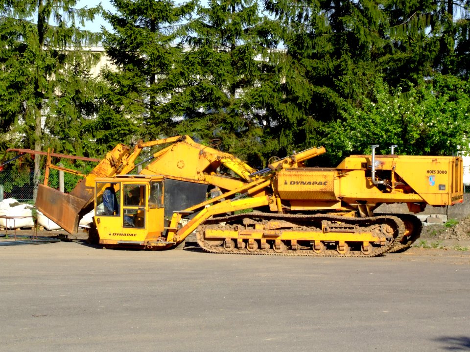 Trencher Dynapac-Hoes 3000 of Dynapac-Hoes GmbH p2