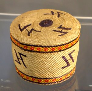 Trinket Basket, Makah people, Northwest Washington, late 19th to early 20th century, twined and plaited bear grass, sedge, cedar bark - Chazen Museum of Art - DSC01868
