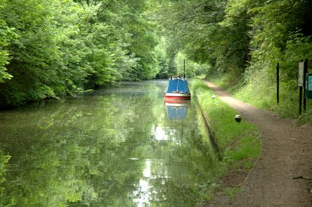 Tring-Grand-Union-Canal-20060629-001