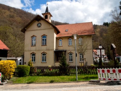 Treseburg Kirche und ehm. Schule