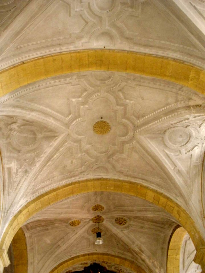 Treviño - Iglesia de San Pedro Apóstol, interiores 13