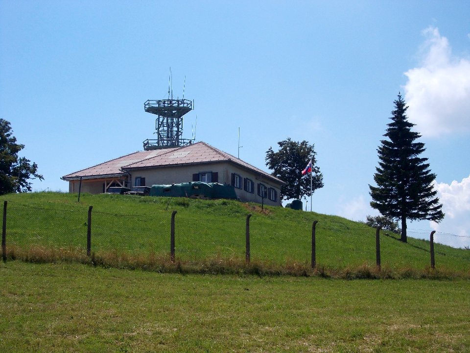 Trdina Peak Barrack 02