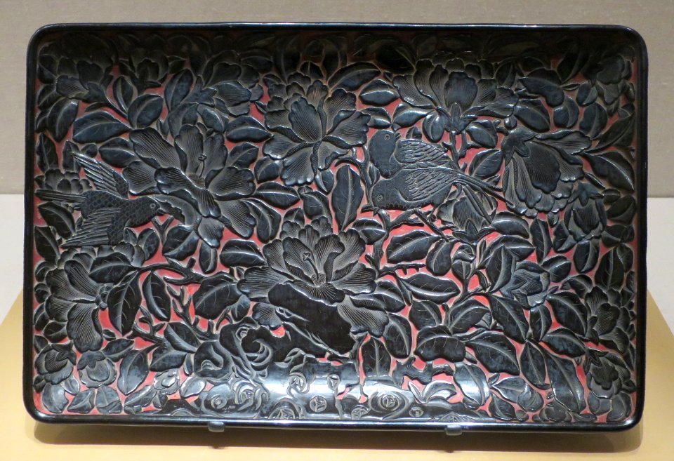 Tray with peonies and birds, Ming dynasty, carved lacquer, Metropolitan Museum of Art