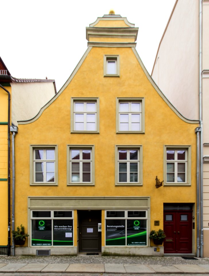 Tribseer Straße 14, Stralsund