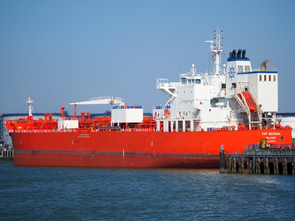 TRF Bergen (ship, 2015) IMO 9692246, Amerikahaven, Port of Amsterdam pic3