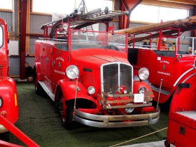 Triangel fire-engine Aalborg Brandvaesen in Aalborg Forsvars- og Garnisonsmuseum, pic3 photo