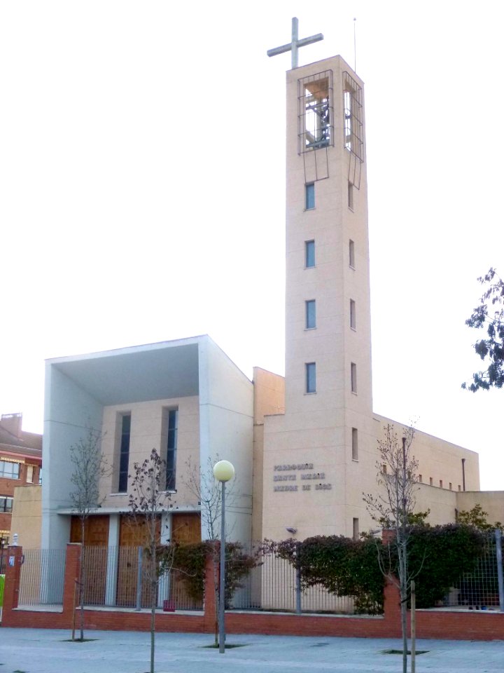Tres Cantos - Iglesia de Santa María Madre de Dios 1