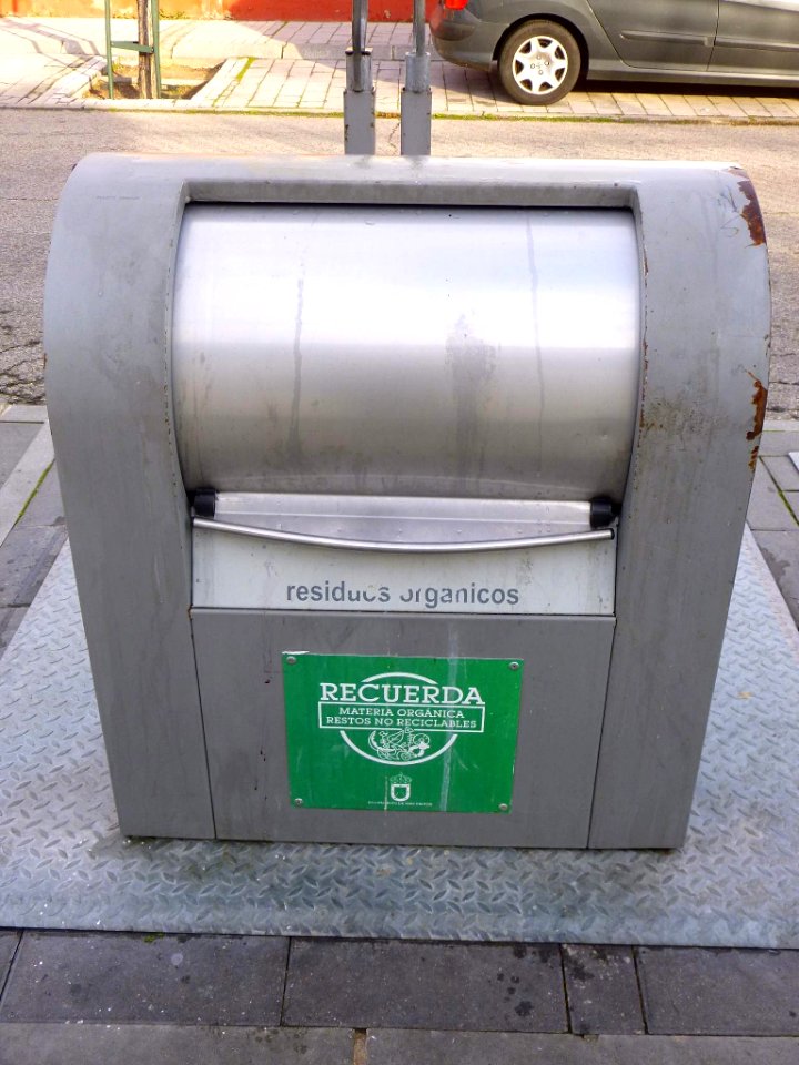 Tres Cantos - reciclaje de residuos urbanos 3