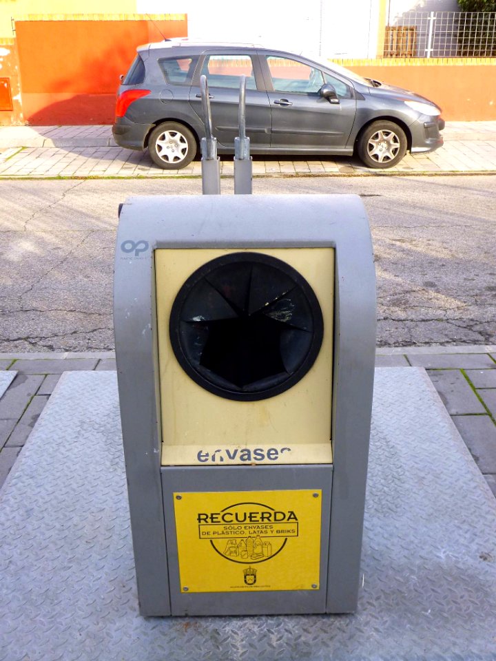 Tres Cantos - reciclaje de residuos urbanos 4