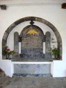 Troisvilles (Pyr-Atl, Fr) monument aux morts