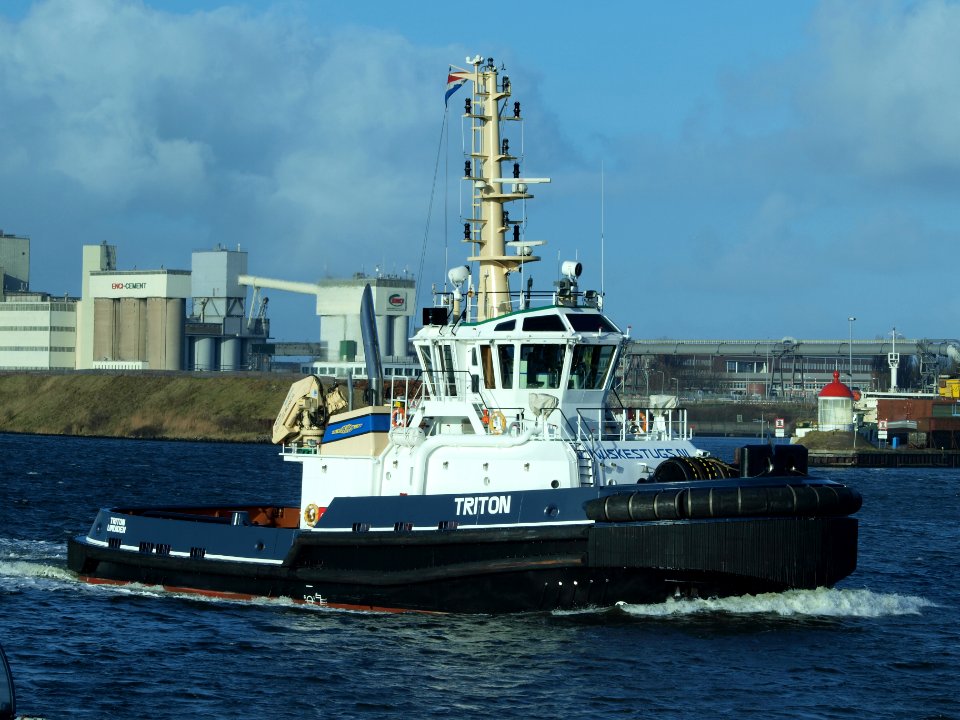 Triton IMO 9451537 at IJmuiden photo-2