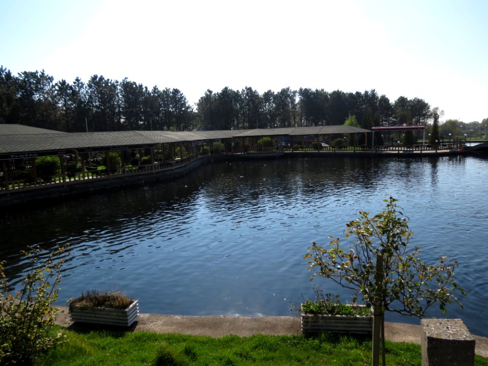 Trofta fish farm in Istog - 2012 - 03