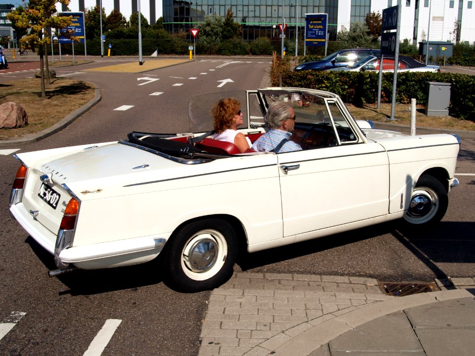 Triumph Herald Cabriolet AE-56-02 pic4