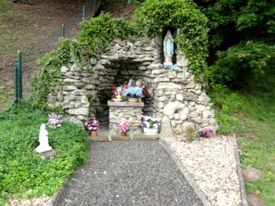 Troisfontaines (Moselle) Vallerysthal, grotte de Lourdes