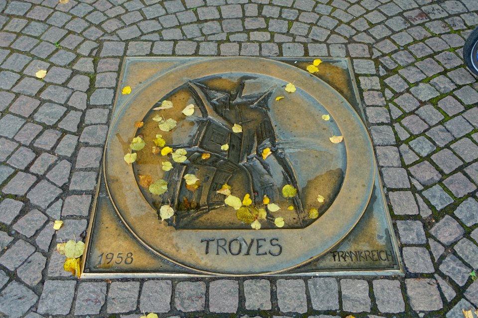 Troyes - sister city markers - Darmstadt, Germany - DSC09909