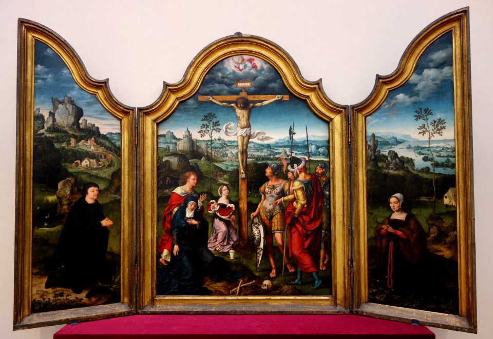Triptych of The Crucifixion Flanked by the Kneeling Donor and His Wife, by Joos van Cleve, view 1, 1500-1550 AD, oil on panel - National Museum of Western Art, Tokyo - DSC08107