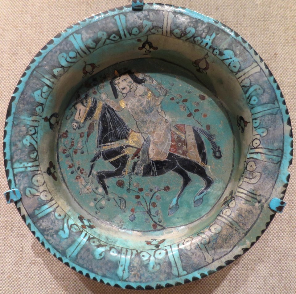 Tripod dish with horseman, central Iran, Seljuk period, Cincinnati Art Museum