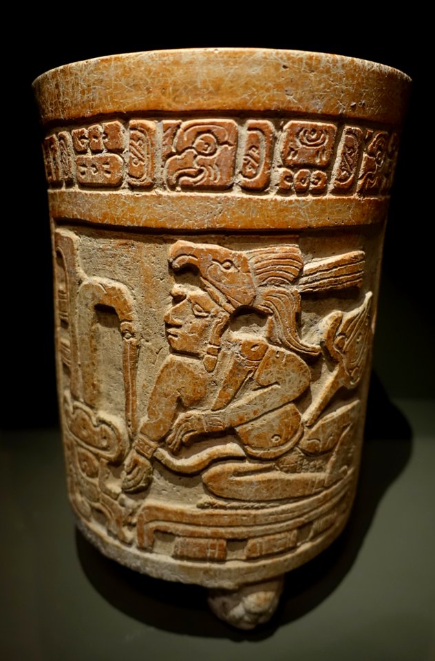 Tripod cylindrical vessel depicting an enthroned lord with glyphic text, Maya, northern Maya lowlands, Mexico, Late Classic period, c. 600-900 AD, ceramic - Dallas Museum of Art - DSC04644