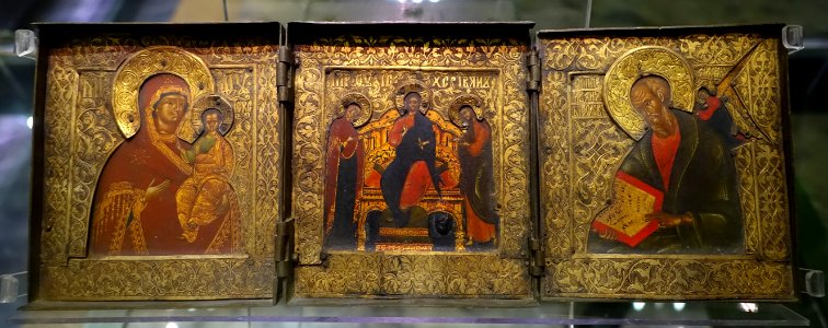 Triptych of Madonna and Child, Deesis, and St. John the Evangelist, Russia, 16th-17th century, inv. 40998 - Pinacoteca Vaticana - Vatican Museums - DSC01229