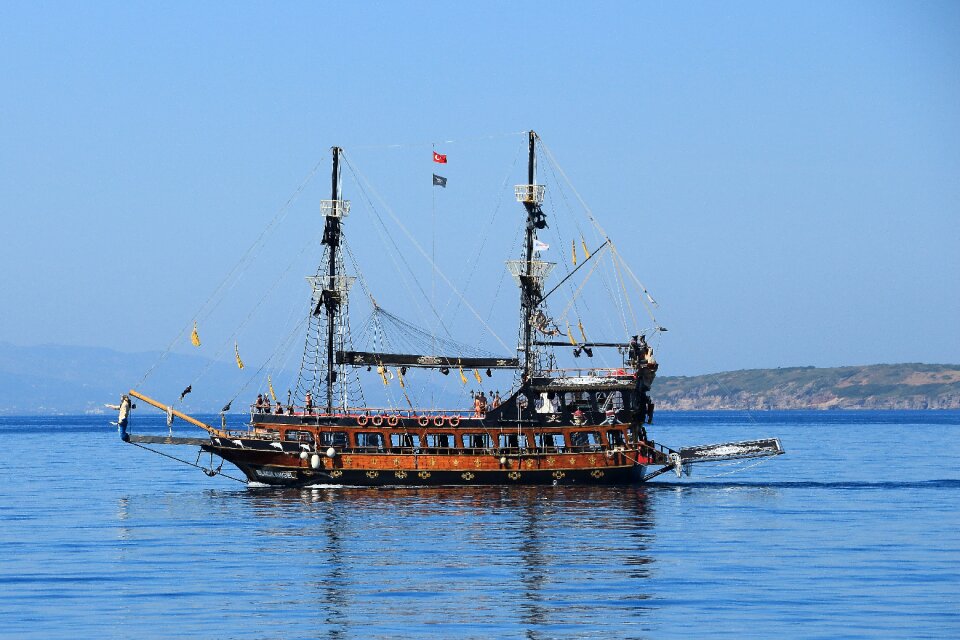 Pirates sailing vessel ship