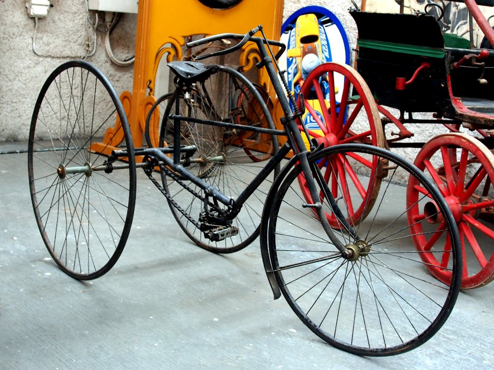 Tricycle of the Association Lorraine des Amateurs dAutomobiles, pic2