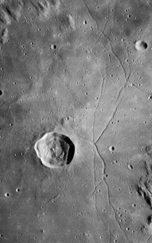 Triesnecker crater rilles 4102 h1