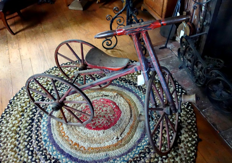 Tricycle - Joseph Allen Skinner Museum - DSC07789