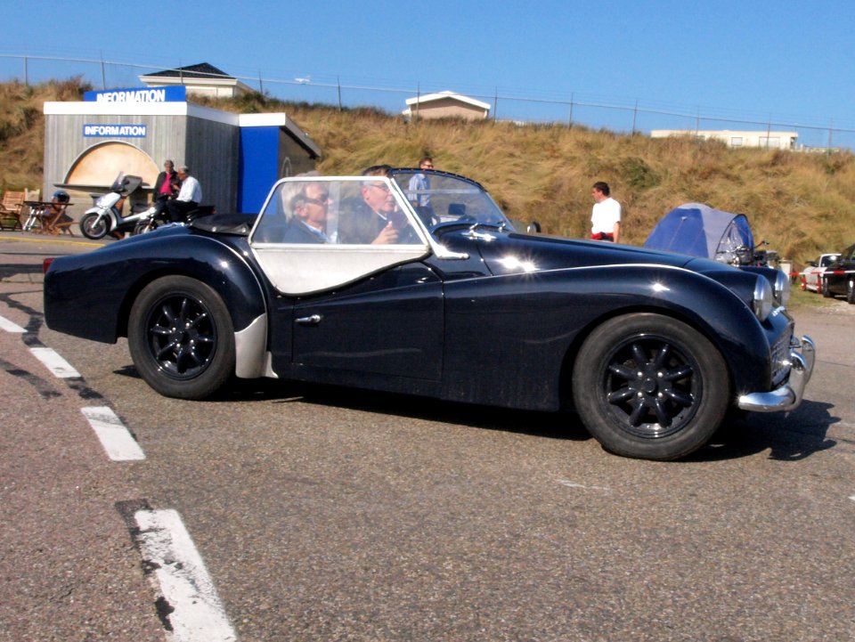 Triumph TR3 dutch licence registration AL-69-01 pic1