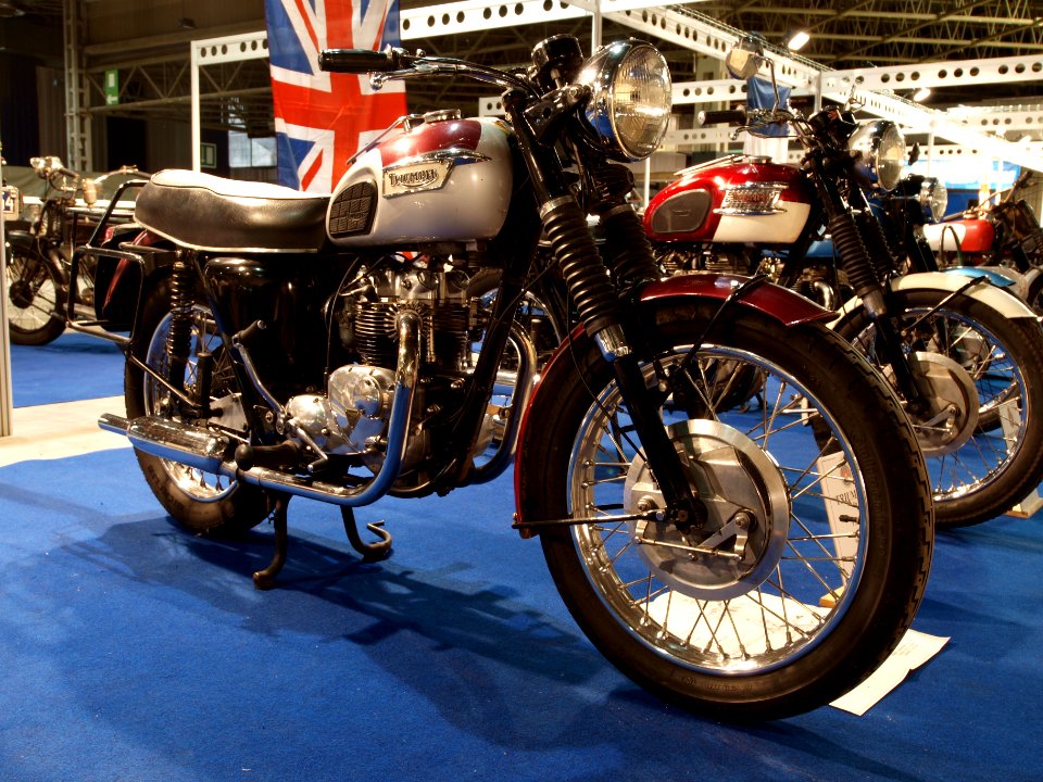Triumph T100, 500cc (1969) pic1