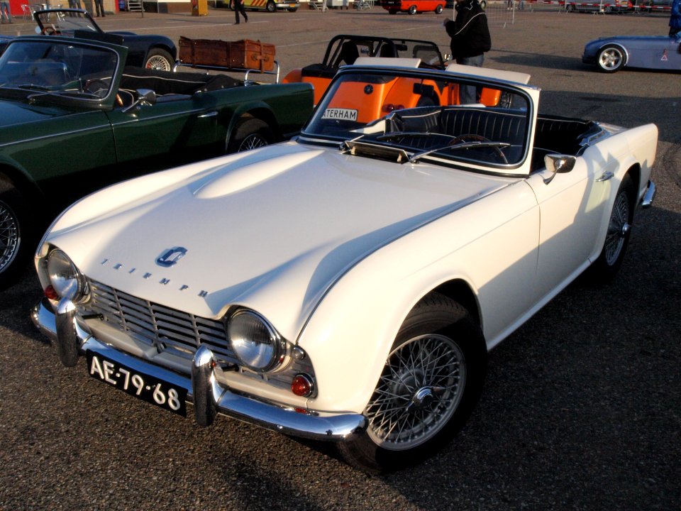 Triumph TR4 CABRIOLET AE-79-68