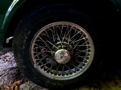 Triumph Spitfire 1978 vue à Chaponost en France, roue photo