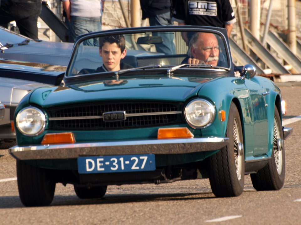 Triumph TR 6 dutch licence registration DE-31-27 pic1