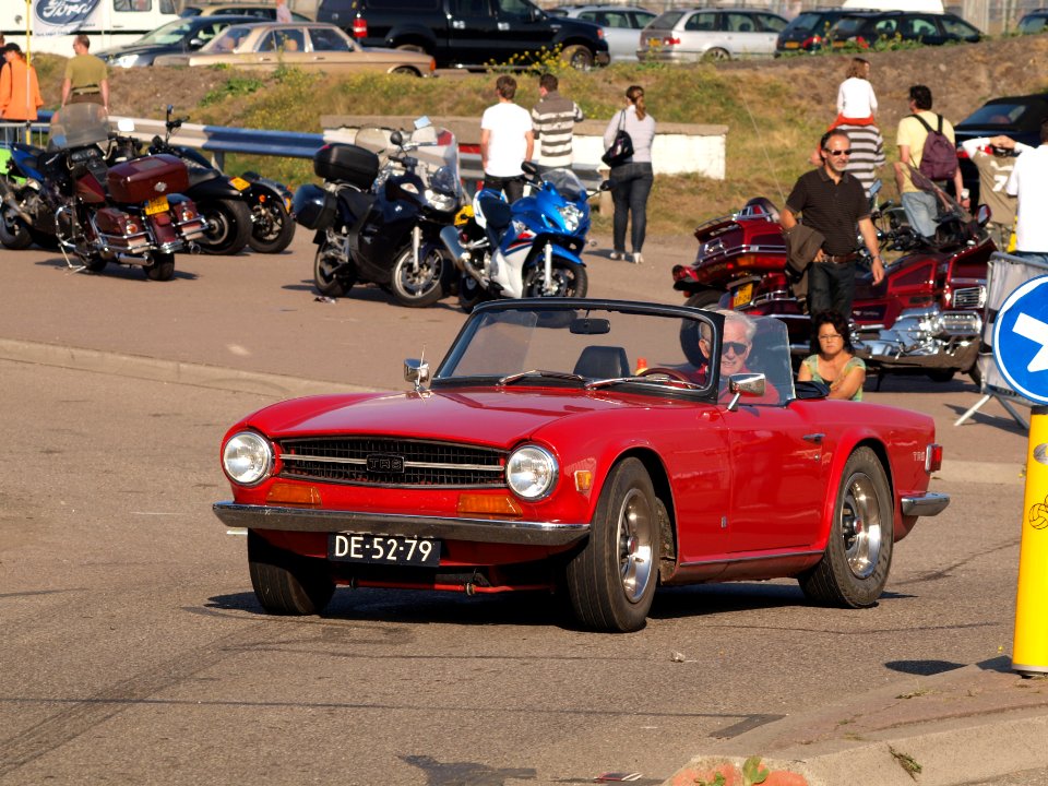 Triumph TR 6 dutch licence registration DE-52-79-