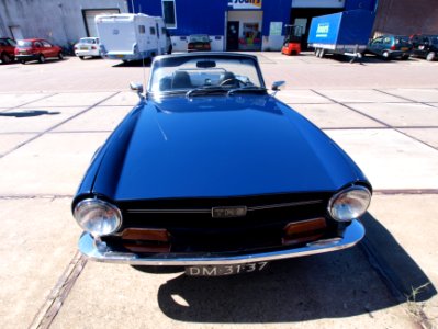 Triumph TR6 p7