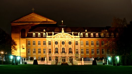 Trier-Palais-KonstantinbasilikaNachts