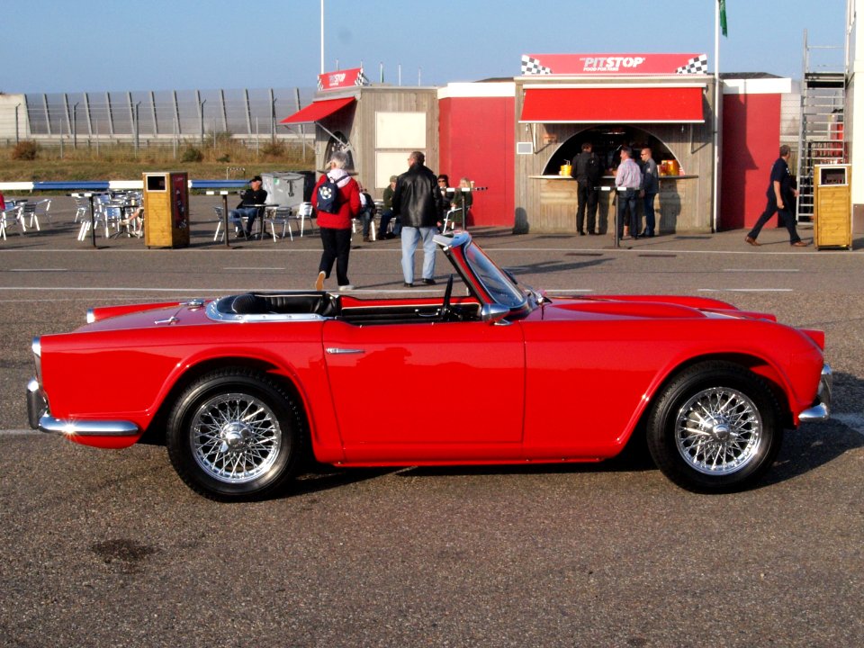 Triumph TR 4 Cabriolet dutch licence registration AL-50-43 pic1