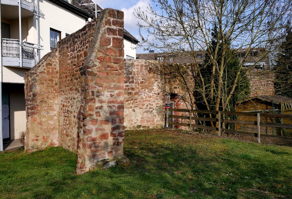 Trier-ehrang-StadtmauerH3a