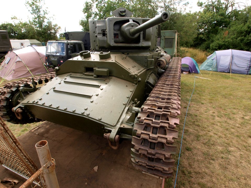 Valentine Mk V (1942) pic-005