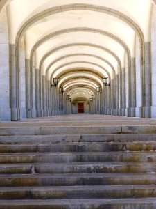 Valle de los Caídos - Galerías del claustro de la Abadía 03