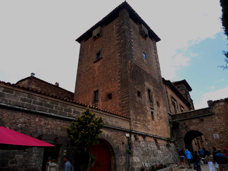 VALLDEMOSSA-MAJORKA, AB-352