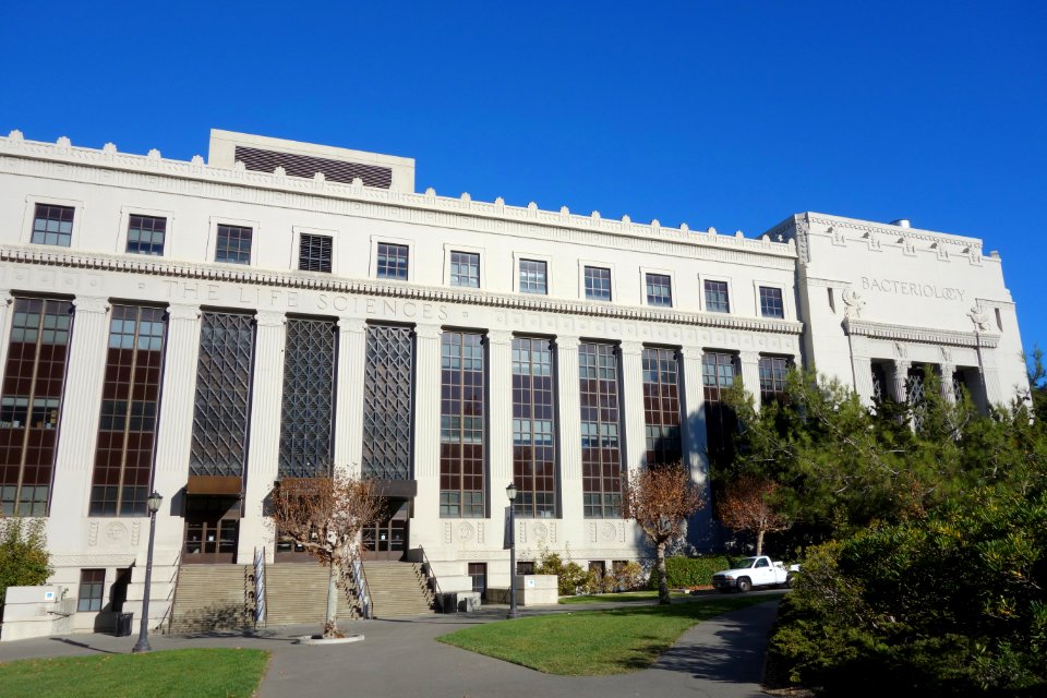 Valley Life Sciences Building exterior - University of California, Berkeley - DSC04676