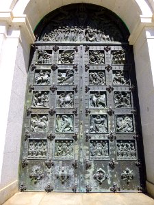 Valle de los Caídos - Puerta de la Abadía 02