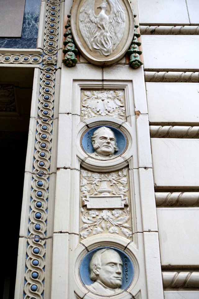 Vallejo medallion - Native Sons Building - San Francisco, CA - DSC03965