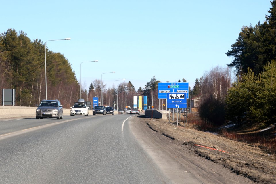 Valtatie 4 Ii 20160409 02