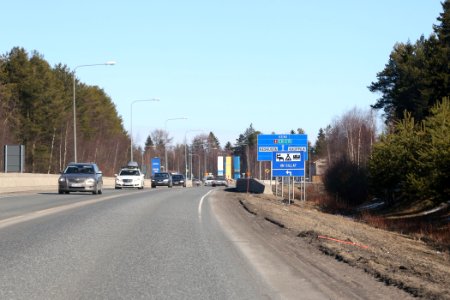 Valtatie 4 Ii 20160409 02