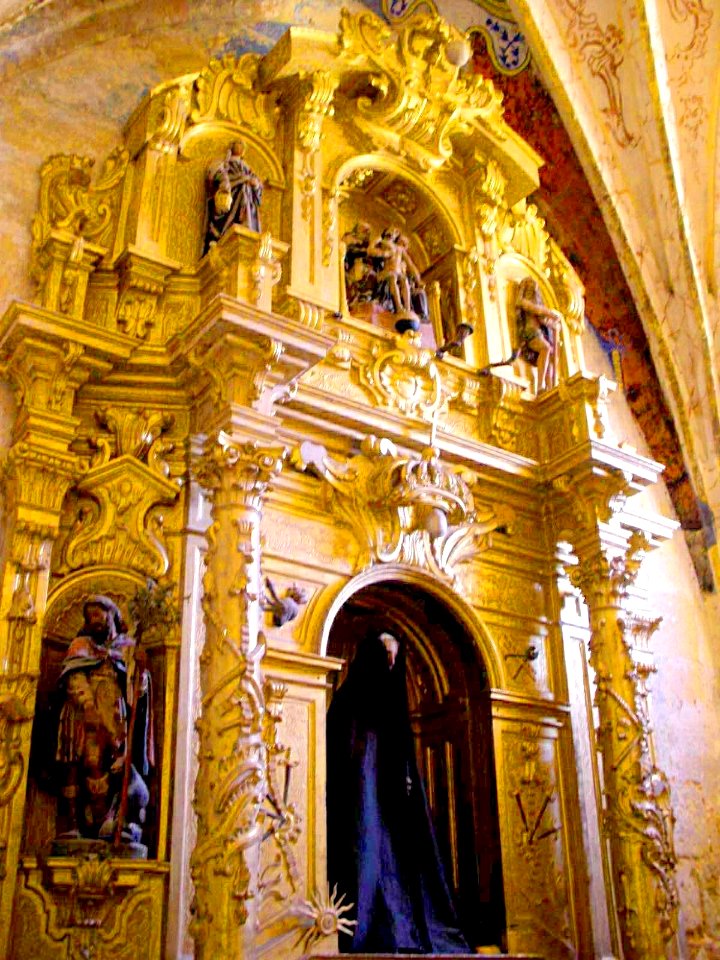 Valpuesta - Colegiata de Santa María, interior 03