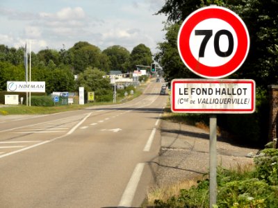 Valliquerville (Seine-Mar.) entrée Le Fond Hallot