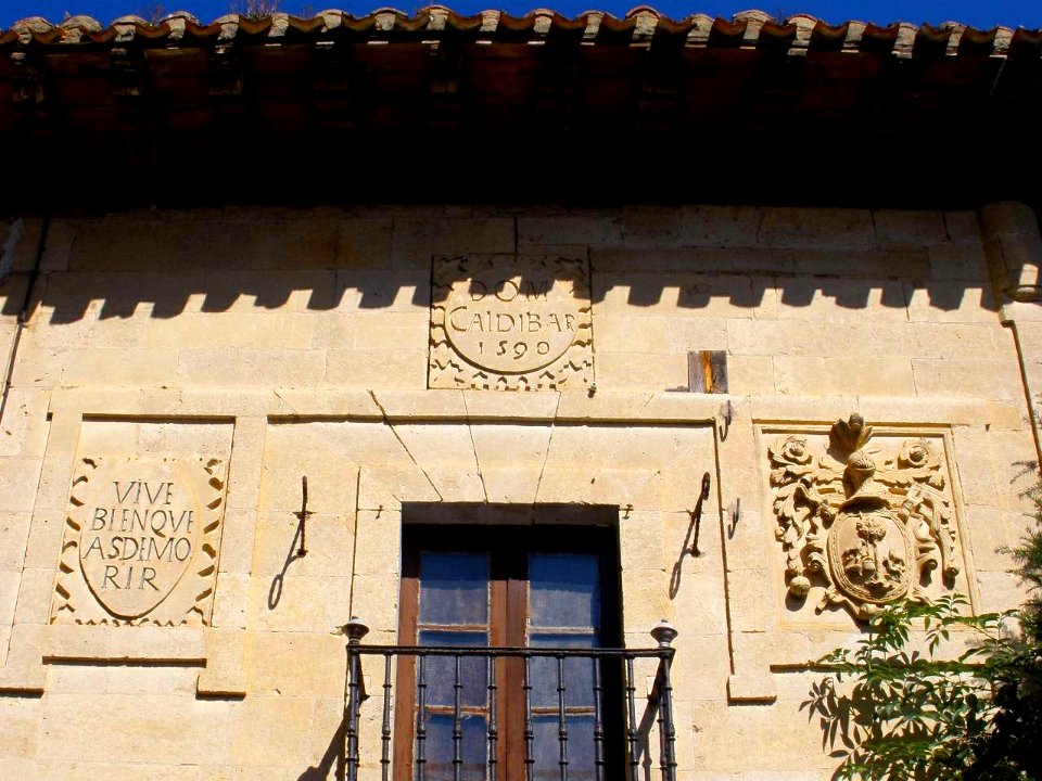 Valpuesta - Casa-Palacio de Zaldívar 02