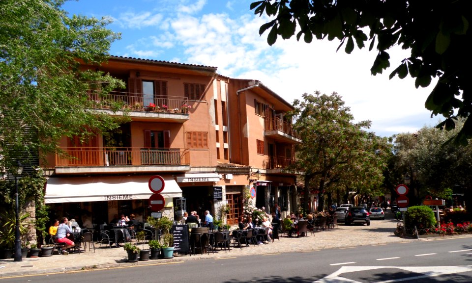 VALLDEMOSSA-MAJORKA, AB-390