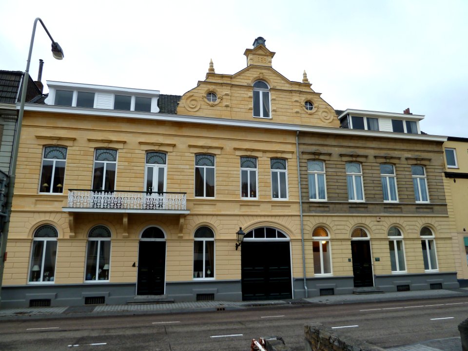 Valkenburg-Reinaldstraat 2 (3)